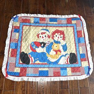 Vintage Raggedy Ann & Andy Baby 34" x 42"  Quilt w/Lace Edges (2-sided)